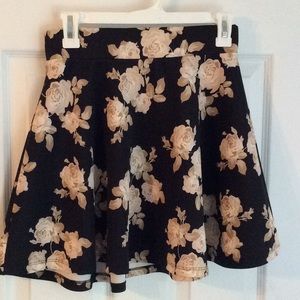 Floral Charlotte Russe Skirt. NWOT